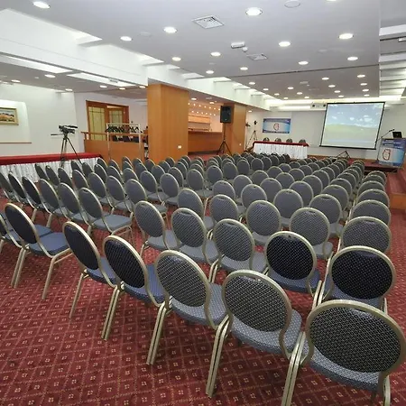 M 4* 贝尔格莱德